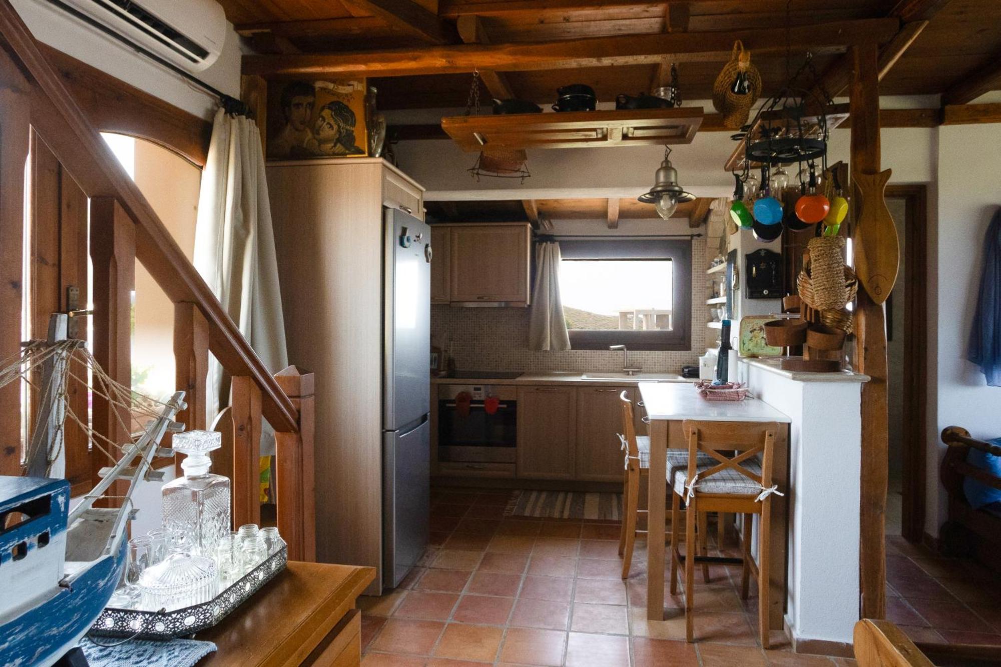 Aparthotel Iliatoras à Agia Pelagia  Extérieur photo
