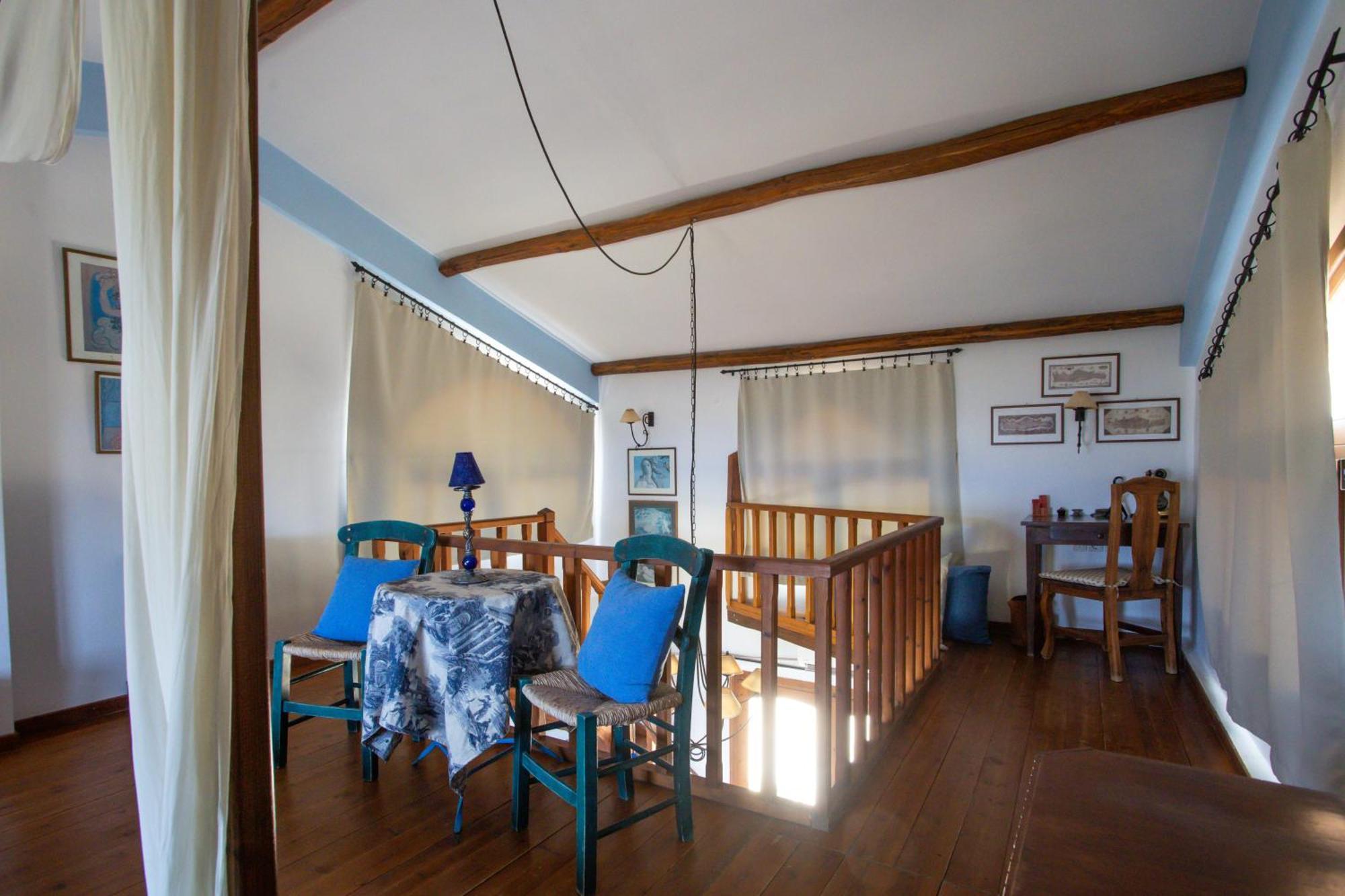 Aparthotel Iliatoras à Agia Pelagia  Extérieur photo