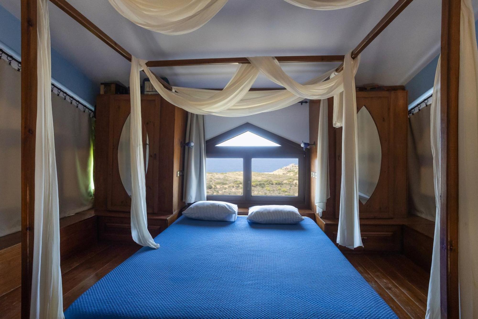 Aparthotel Iliatoras à Agia Pelagia  Extérieur photo